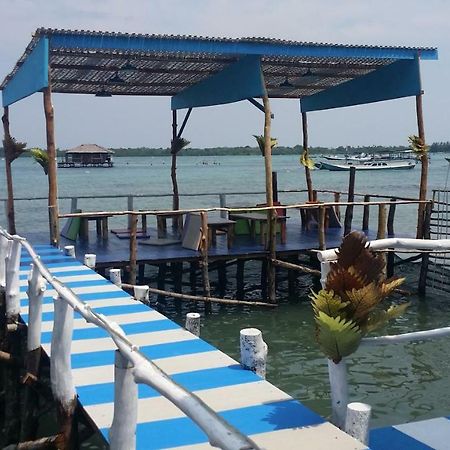 Blue Coral Homestay Karimunjawa Exterior foto