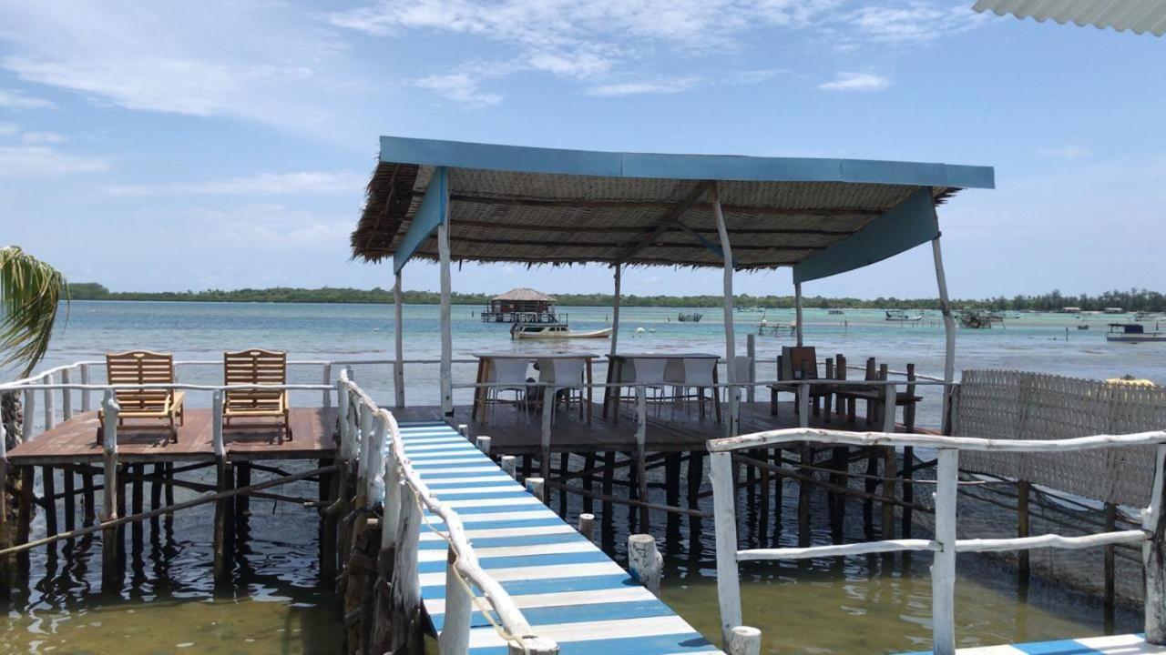 Blue Coral Homestay Karimunjawa Exterior foto