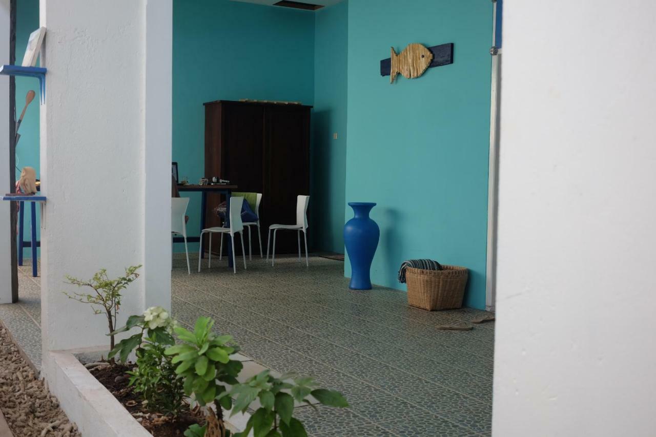Blue Coral Homestay Karimunjawa Exterior foto